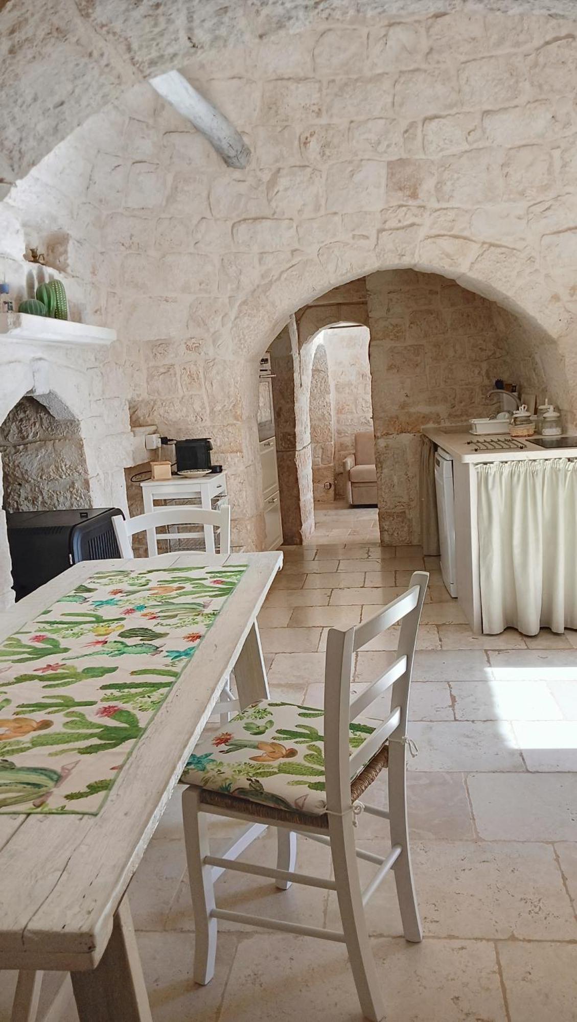 Trullo Bosco Libero Ostuni Villa Exterior photo