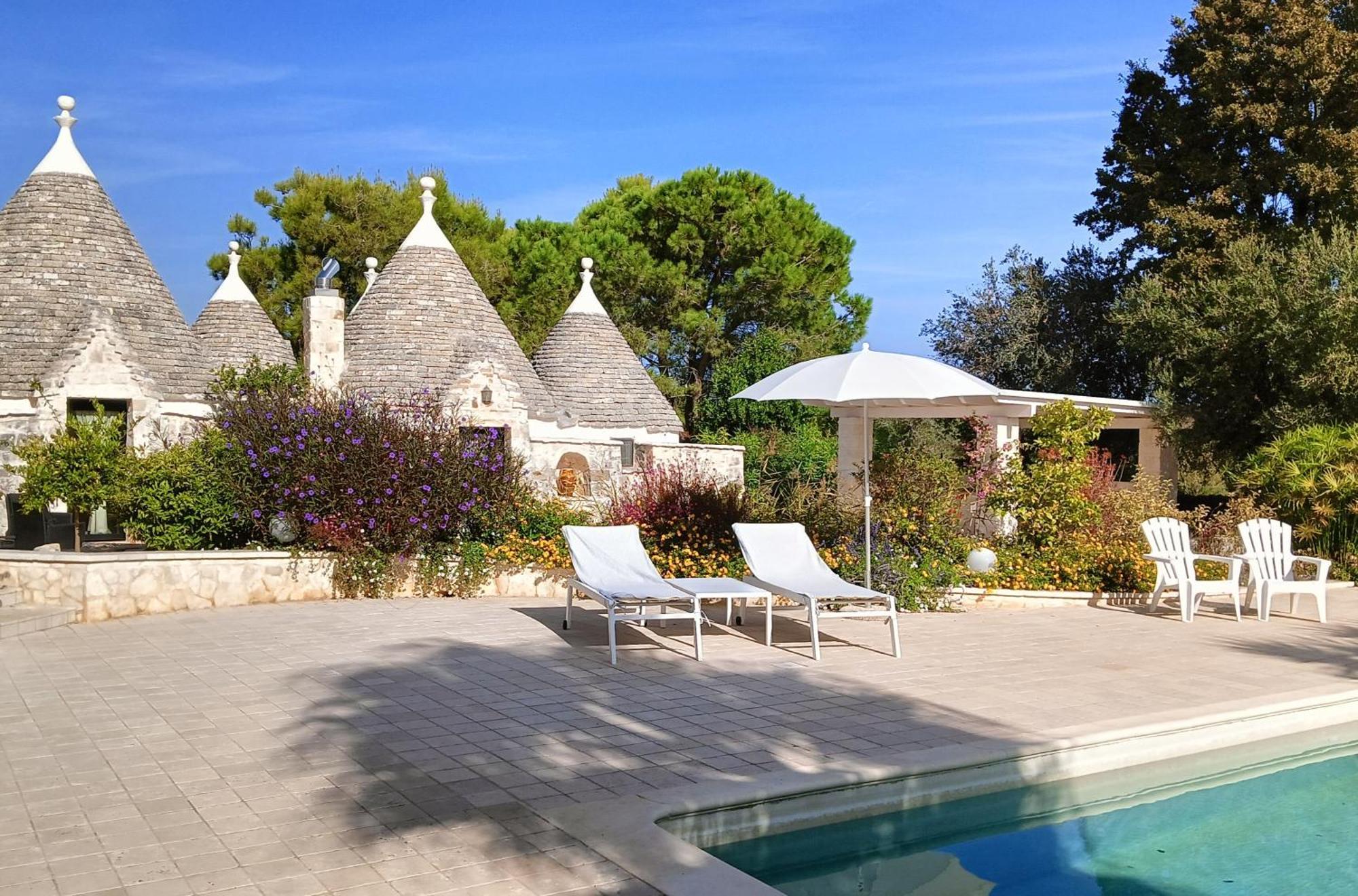 Trullo Bosco Libero Ostuni Villa Exterior photo
